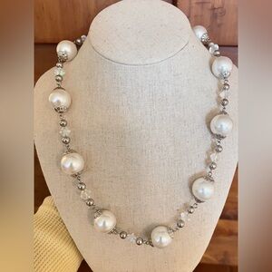 VINTAGE FAUX LARGE PEARL & AB CRYSTAL STATEMENT NECKLACE 18” + 3”